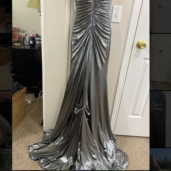 Jovani Metallic Gown practically New! Sz00 - Picture 4 of 16